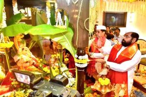 ‘वर्षा’ निवासस्थानी श्री गणरायाची प्रतिष्ठापना 1