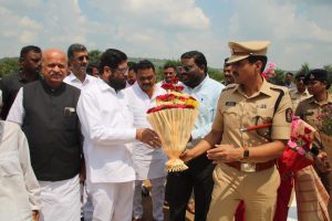 मा. मुख्यमंत्री महोदयांचे स्वागत