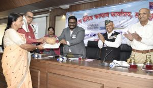 सशस्त्र सेना ध्वज निधी फोटो (4)