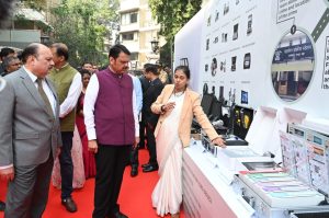 मोबाईल फॉरेन्सिक व्हॅनचे मुख्यमंत्र्यांच्या हस्ते लोकार्पण 3