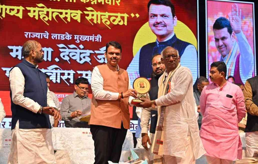 लोकनेते कर्मवीर दादासाहेब कन्नमवार शतकोत्तर रौप्य महोत्सवी जयंती सोहळा (5)