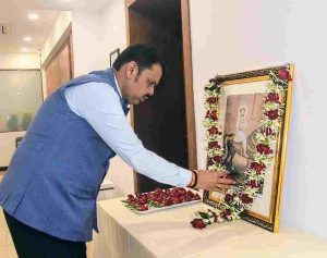 संत सेवालाल महाराज यांच्या जयंतीनिमित्त मुख्यमंत्री देवेंद्र फडणवीस यांचे अभिवादन