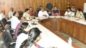 मा.पालकमंत्री चंद्रकांत पाटील यांच्या अध्यक्षतेखाली अंमली पदार्थ बैठक (1)