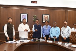 'सीएम डॅश बोर्ड' संकेतस्थळ आणि 'स्व...ाहिती प्रणालीचा मुख्यमंत्र्यांच्या हस्ते शुभारंभ 1