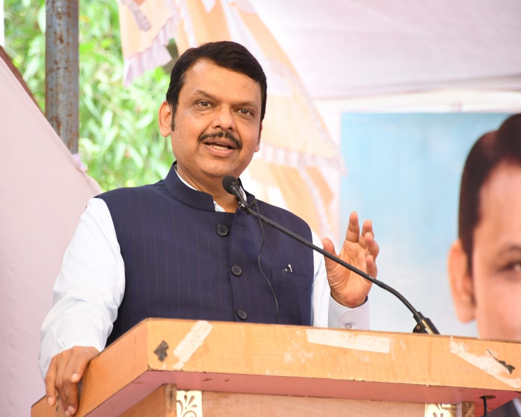 मंडणगड तालुक्यातील टाकेडे येथील मिलन वृध्दाश्रमाचे उद्घाटन 3