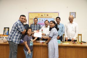 निबंध व घोषवाक्य स्पर्धा (3)