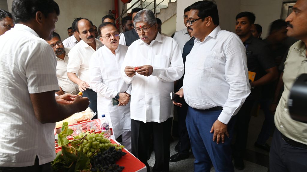 ऑनलाईन प्लॅटफॉर्मसह खरेदीदार विक्रेता मेळावा (2)