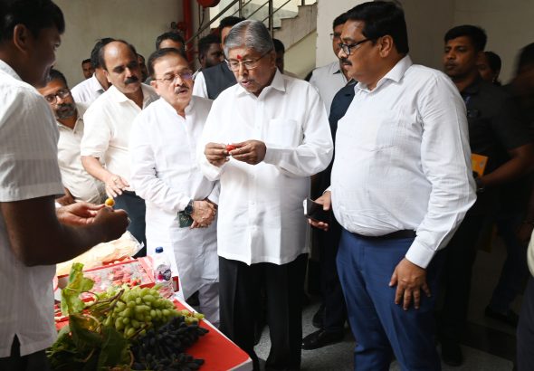 ऑनलाईन प्लॅटफॉर्मसह खरेदीदार विक्रेता मेळावा (2)