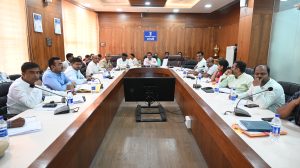 जिल्हा वार्षिक योजना संबंधी आढावा बैठक (1)