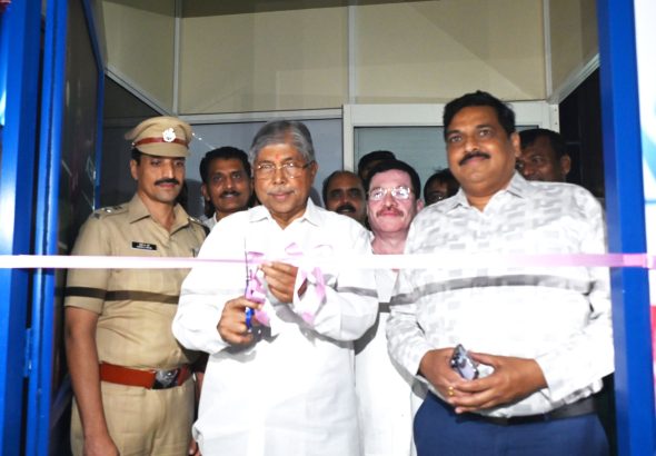 बॅडमिंटन हॉल नुतनीकरण उद्घाटन (1)