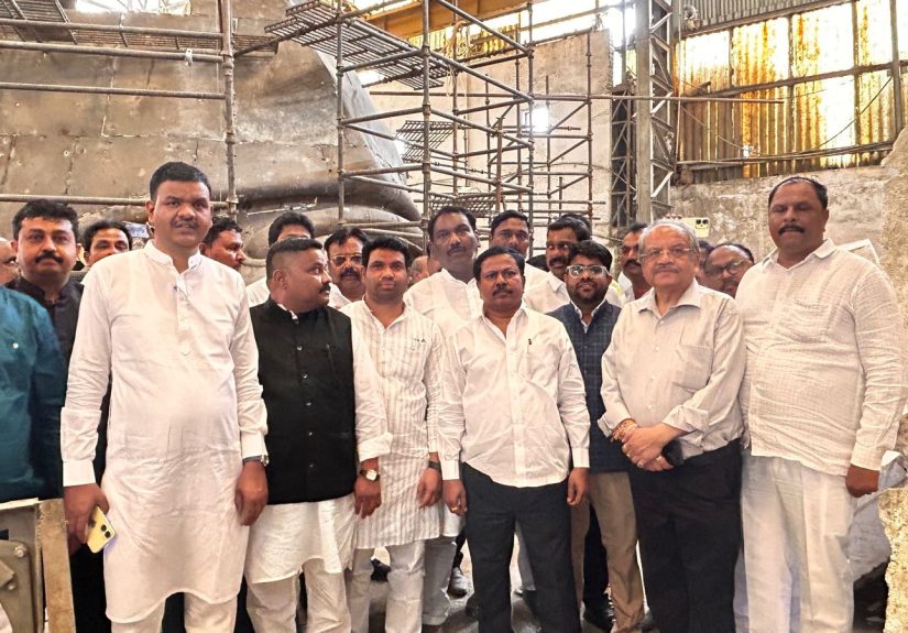 महाराष्ट्र विधानसभा उपाध्यक्ष अण्णा बनसोडे (1)