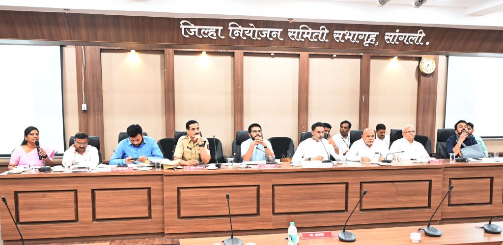 आढावा बैठक फोटो (6)