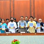 माझं गाव, आरोग्यसंपन्न गाव” राज्यव...्पी अभियानाचा मुख्यमंत्र्यांच्या हस्ते शुभारंभ (1)