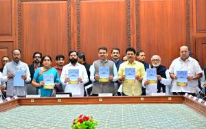 माझं गाव, आरोग्यसंपन्न गाव” राज्यव...्पी अभियानाचा मुख्यमंत्र्यांच्या हस्ते शुभारंभ (1)