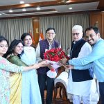 'स्पिक मॅके'च्या शिष्टमंडळाने घेतली राज्यपालांची भेट (2)