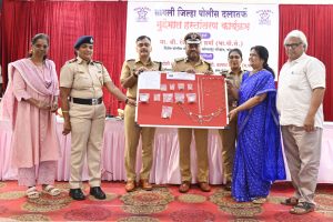 पोलीस मुद्येमाल हस्तांतरण कार्यक्रम फोटो (7)